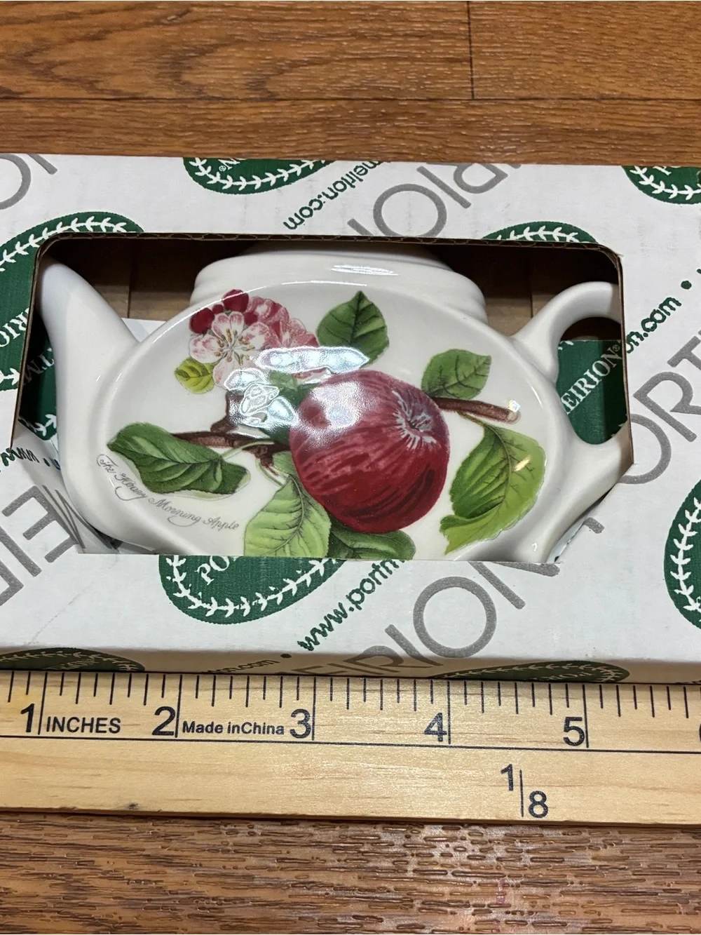 Portmeirion Botanic Garden Teabag Rest with Red Apple Design New In Box